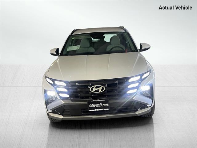 new 2025 Hyundai TUCSON Hybrid car, priced at $33,112