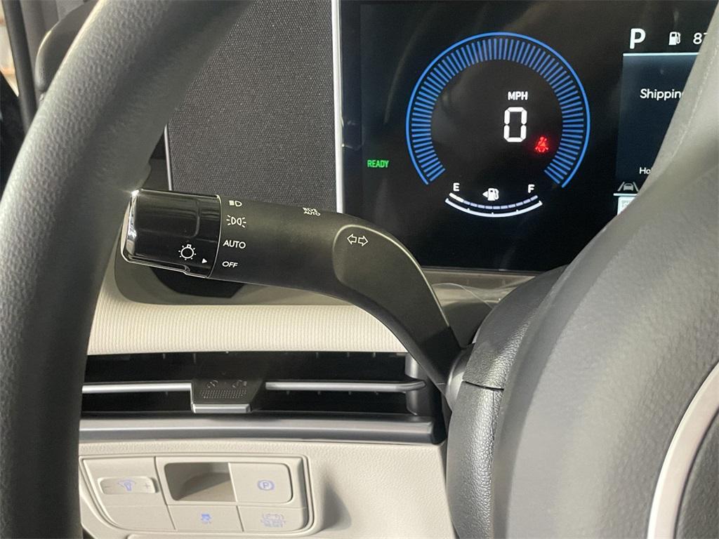 new 2026 Hyundai TUCSON Hybrid car, priced at $31,114