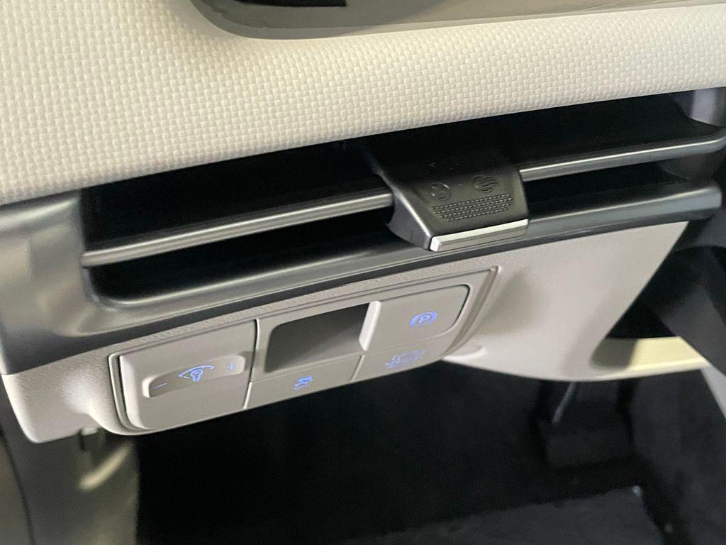 new 2026 Hyundai TUCSON Hybrid car, priced at $31,114