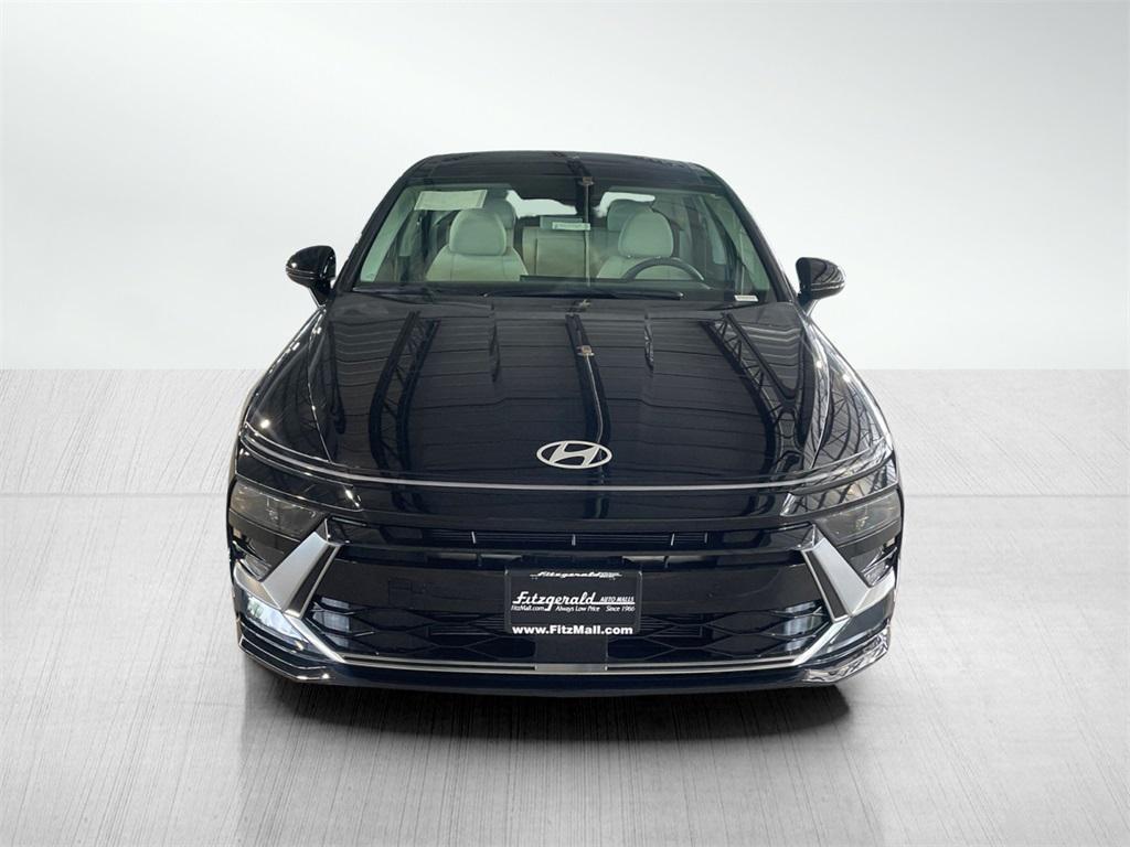 new 2025 Hyundai Sonata car, priced at $30,123