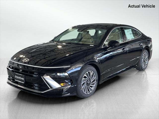 new 2025 Hyundai Sonata Hybrid car, priced at $38,460