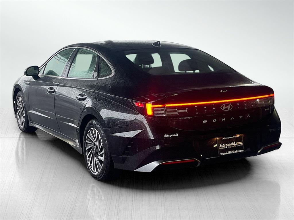 new 2025 Hyundai Sonata Hybrid car, priced at $35,341