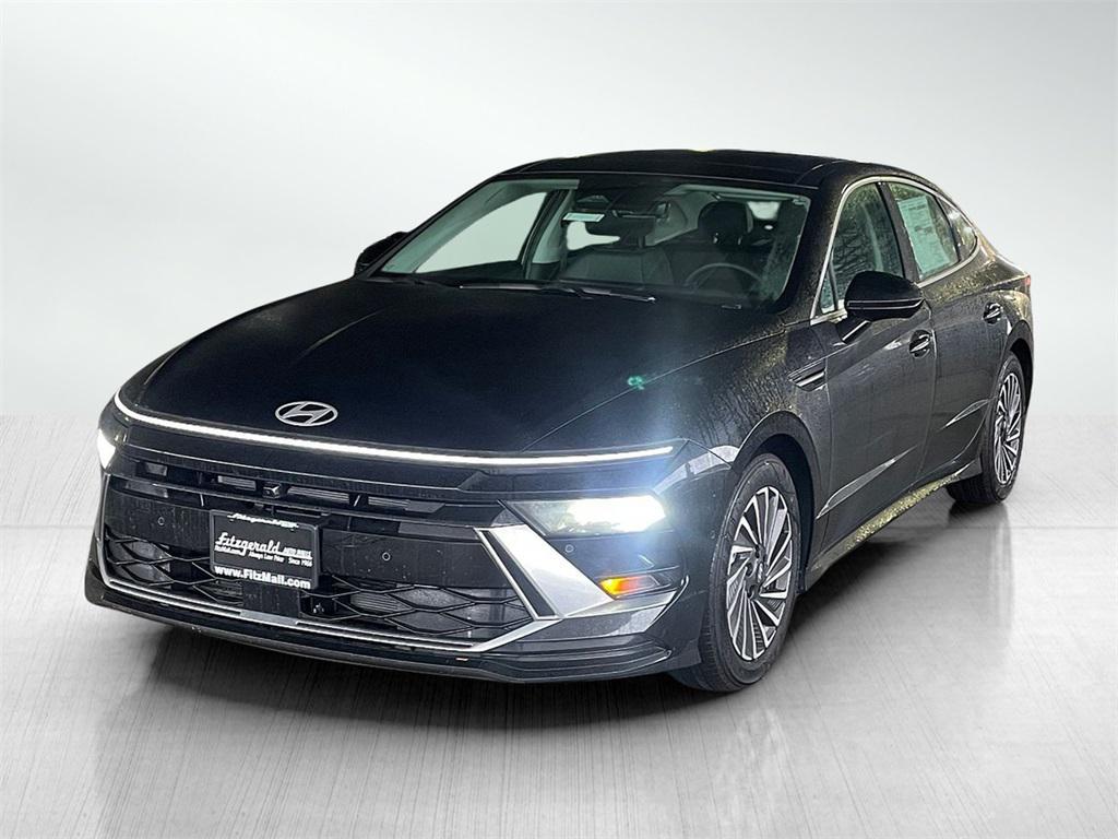 new 2025 Hyundai Sonata Hybrid car, priced at $35,341