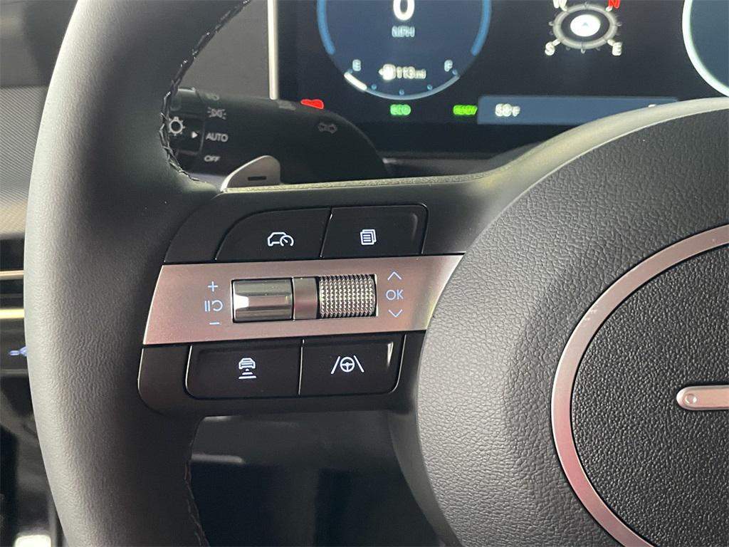 new 2025 Hyundai Sonata Hybrid car, priced at $35,341