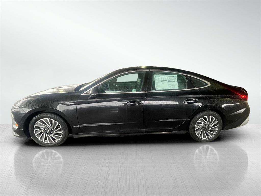 new 2025 Hyundai Sonata Hybrid car, priced at $35,341