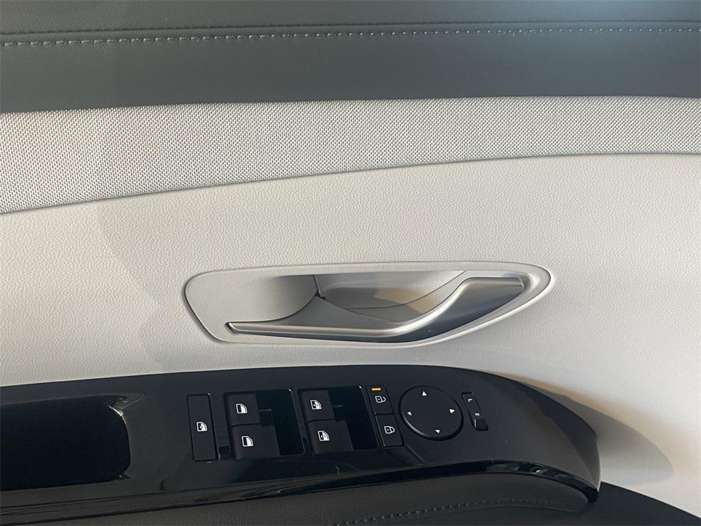 new 2026 Hyundai TUCSON Hybrid car, priced at $42,874
