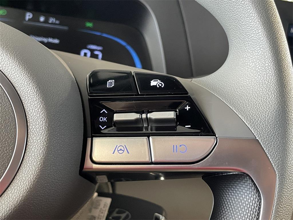 new 2025 Hyundai Elantra car, priced at $22,974