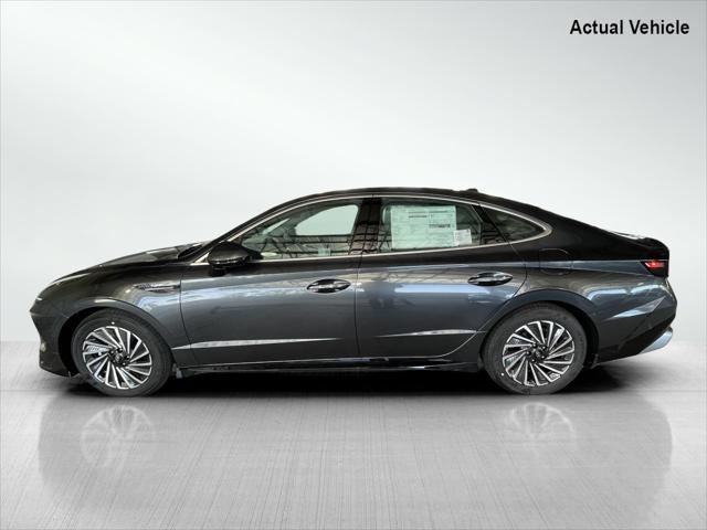 new 2025 Hyundai Sonata Hybrid car, priced at $38,446