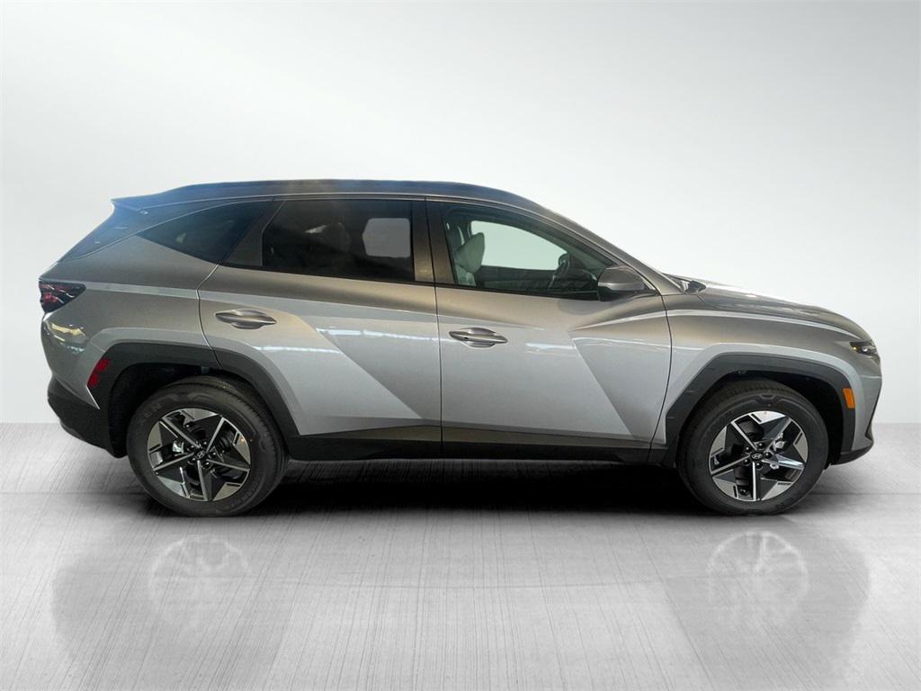 new 2026 Hyundai TUCSON Hybrid car, priced at $32,388
