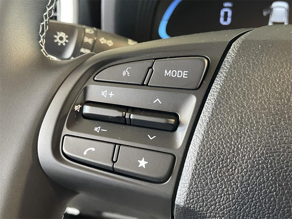 new 2025 Hyundai Venue car, priced at $24,222