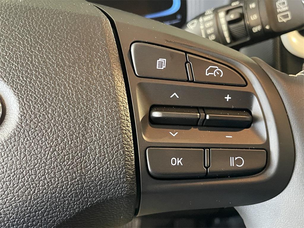 new 2025 Hyundai Venue car, priced at $24,222