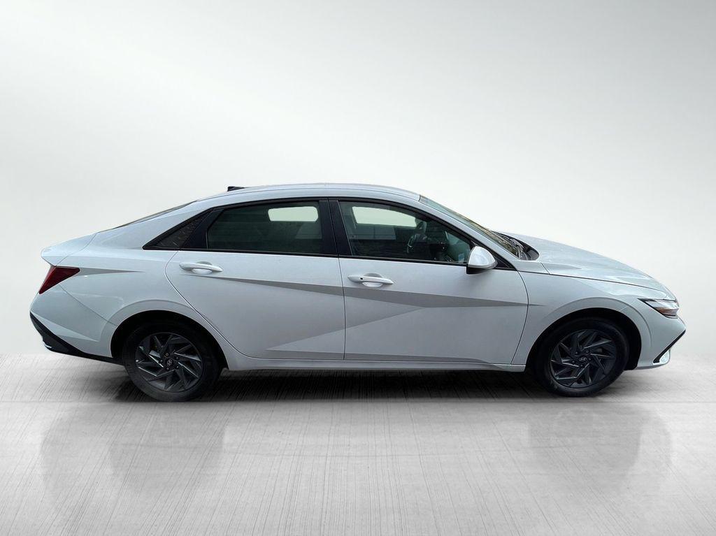 new 2025 Hyundai ELANTRA HEV car, priced at $23,425