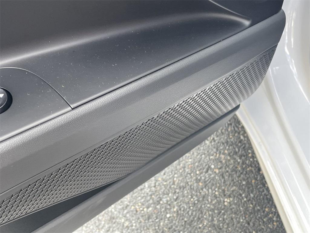 new 2025 Hyundai ELANTRA HEV car, priced at $24,425