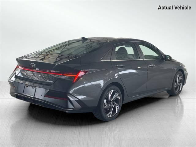 new 2024 Hyundai Elantra car, priced at $27,603