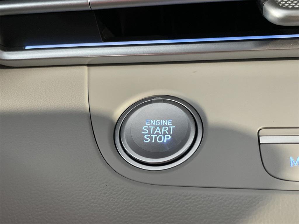 new 2025 Hyundai Elantra car, priced at $29,156