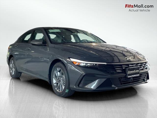 new 2025 Hyundai ELANTRA HEV car, priced at $24,611