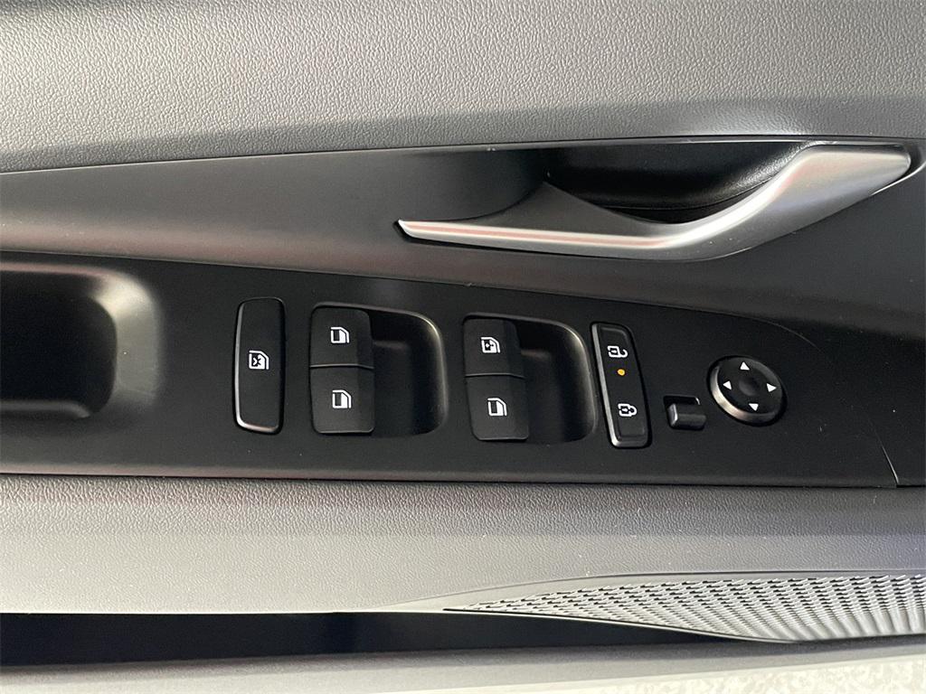 new 2025 Hyundai Elantra car, priced at $27,308