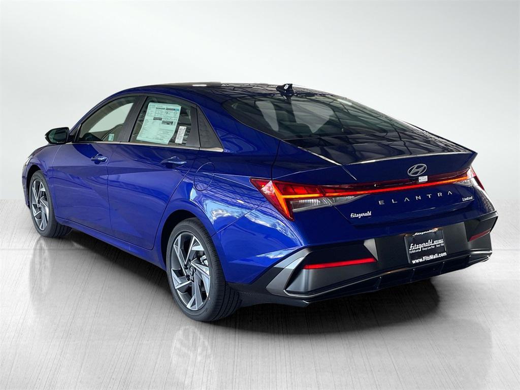 new 2025 Hyundai Elantra car, priced at $27,308