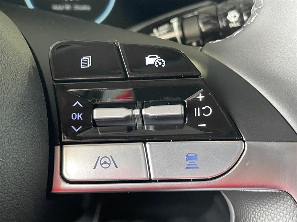 new 2025 Hyundai Elantra car, priced at $27,308