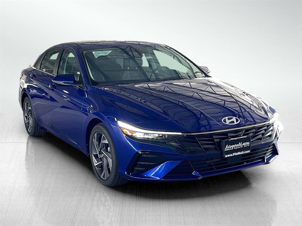 new 2025 Hyundai Elantra car, priced at $27,308
