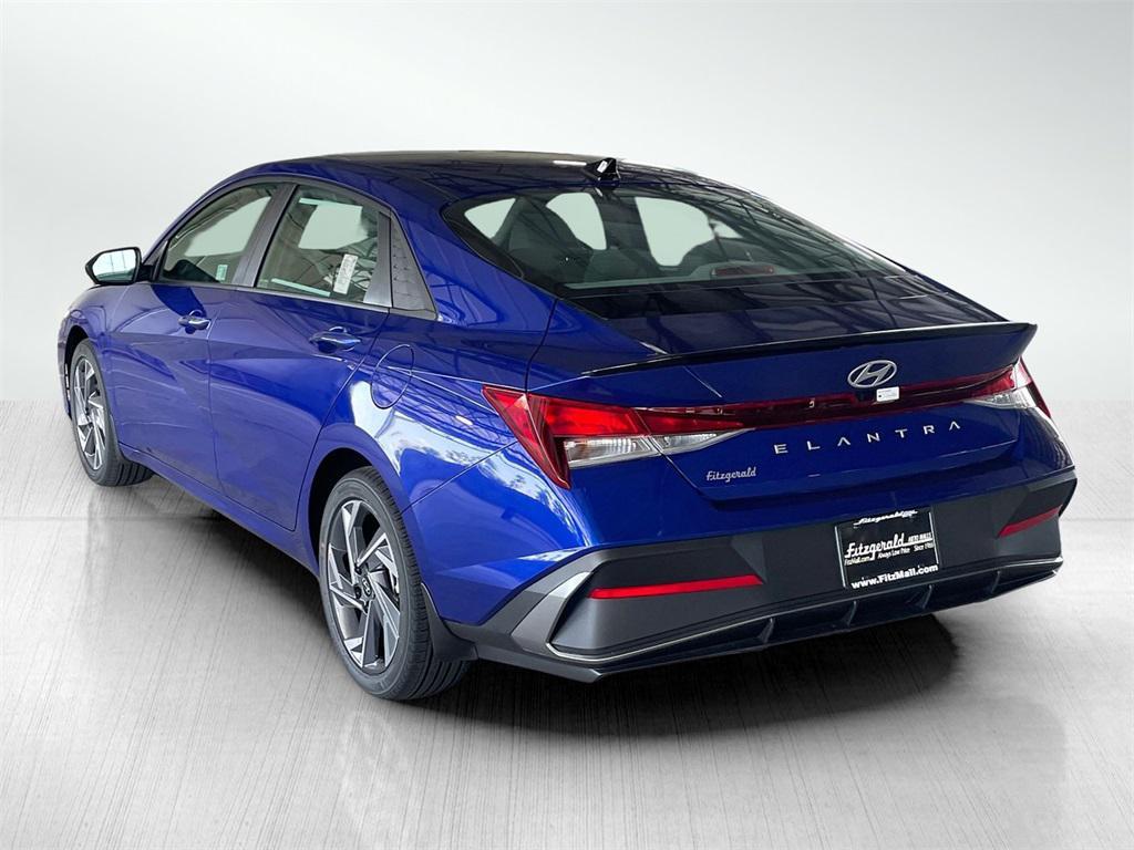 new 2025 Hyundai Elantra car, priced at $23,818