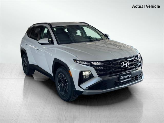 new 2025 Hyundai TUCSON Hybrid car, priced at $33,178