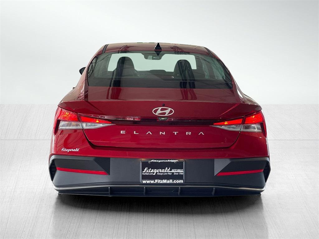 new 2025 Hyundai Elantra car, priced at $21,923