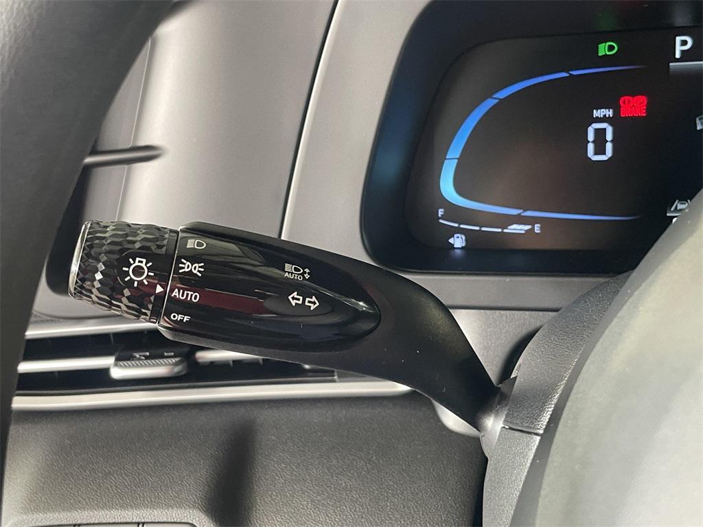 new 2025 Hyundai Elantra car, priced at $21,923