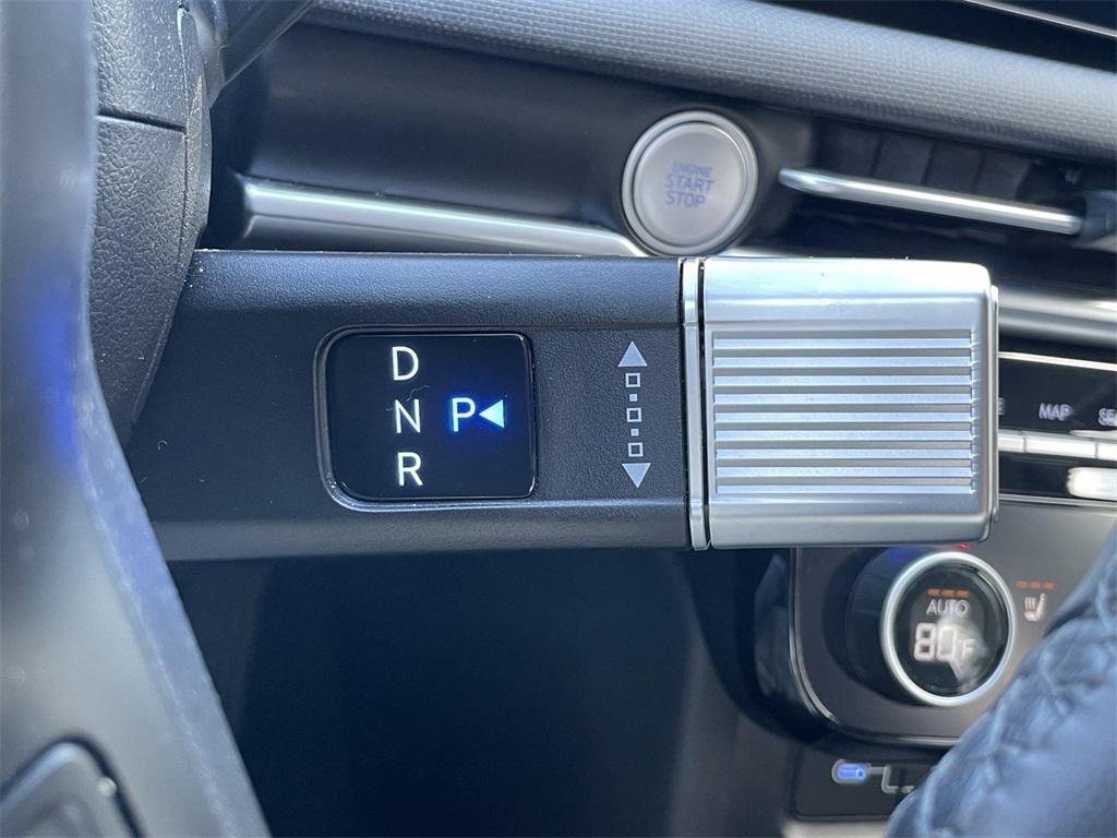 used 2025 Hyundai TUCSON Hybrid car, priced at $32,588