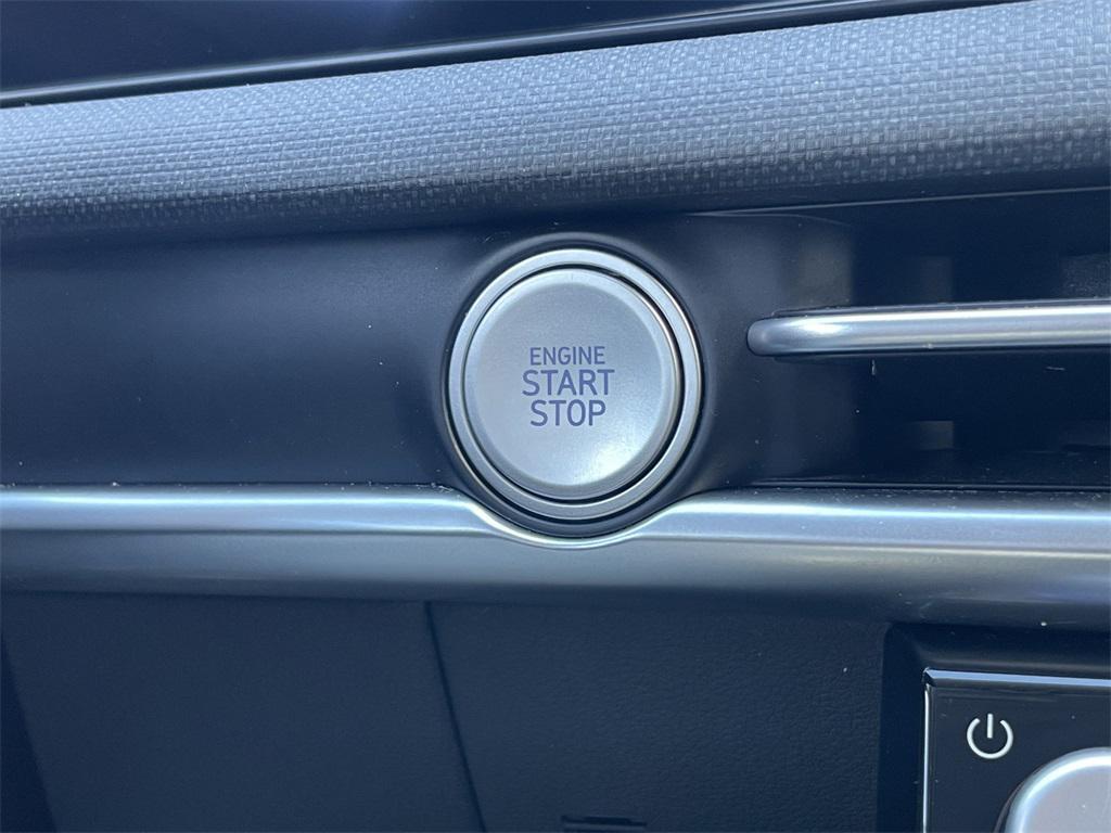 used 2025 Hyundai TUCSON Hybrid car, priced at $32,588