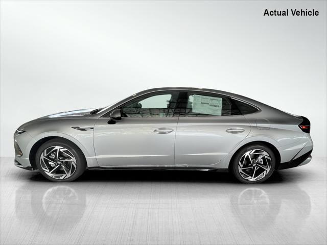 new 2024 Hyundai Sonata car, priced at $31,172