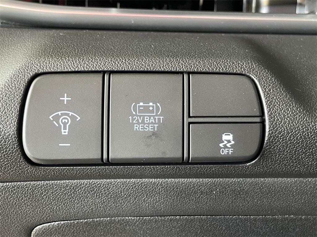 new 2025 Hyundai ELANTRA HEV car, priced at $24,814