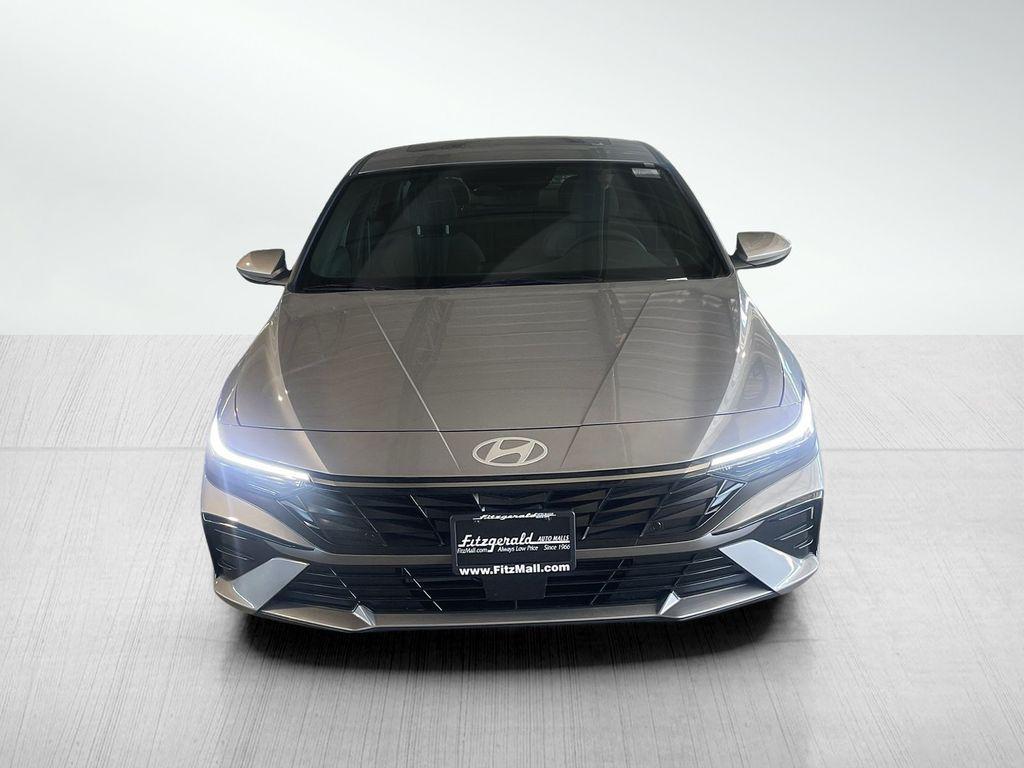 new 2025 Hyundai Elantra car, priced at $23,336