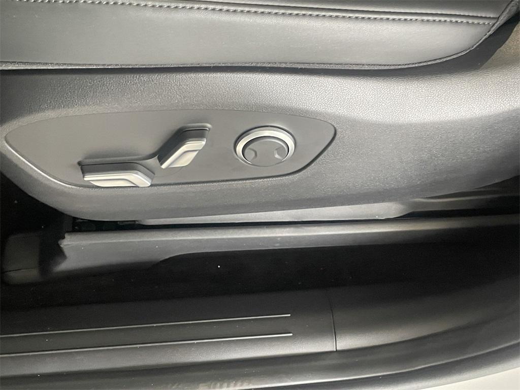 new 2026 Hyundai IONIQ 9 car, priced at $64,038