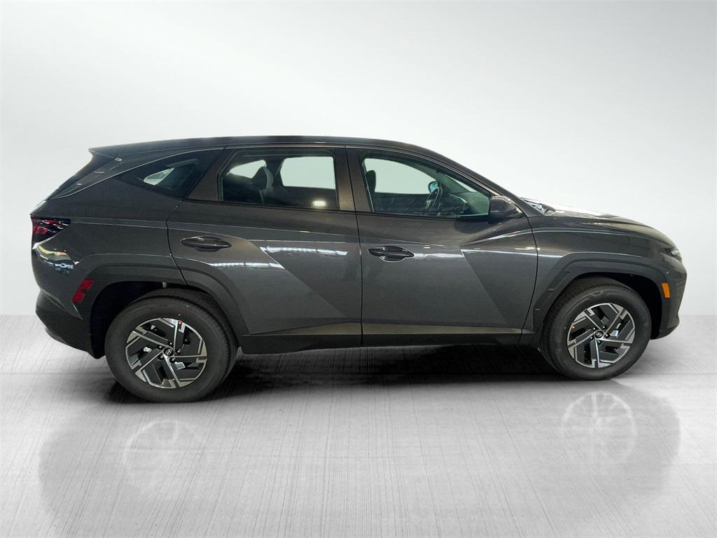 new 2026 Hyundai TUCSON Hybrid car, priced at $31,050