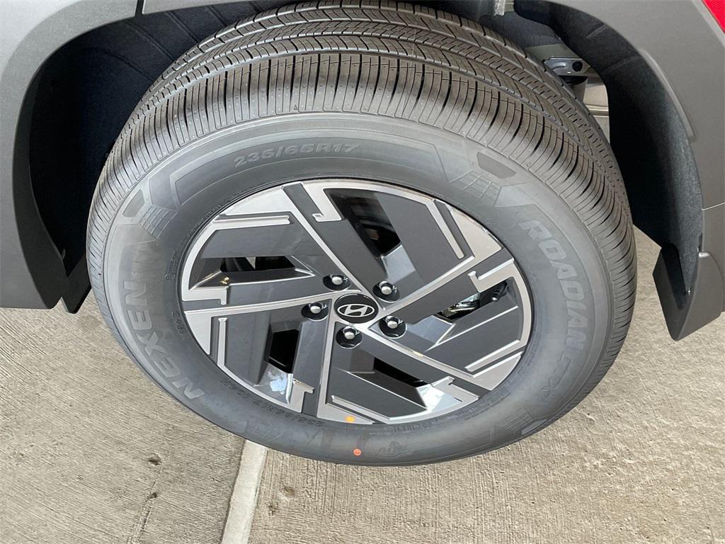 new 2026 Hyundai TUCSON Hybrid car, priced at $31,050