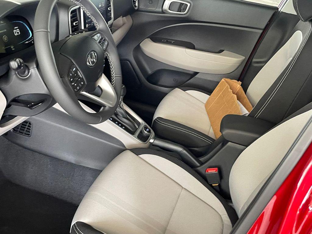 new 2025 Hyundai Venue car, priced at $23,040