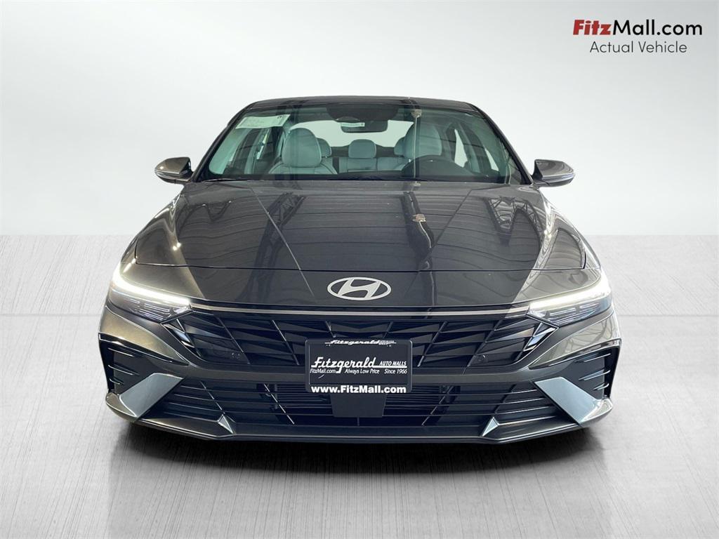 new 2025 Hyundai Elantra car, priced at $28,881