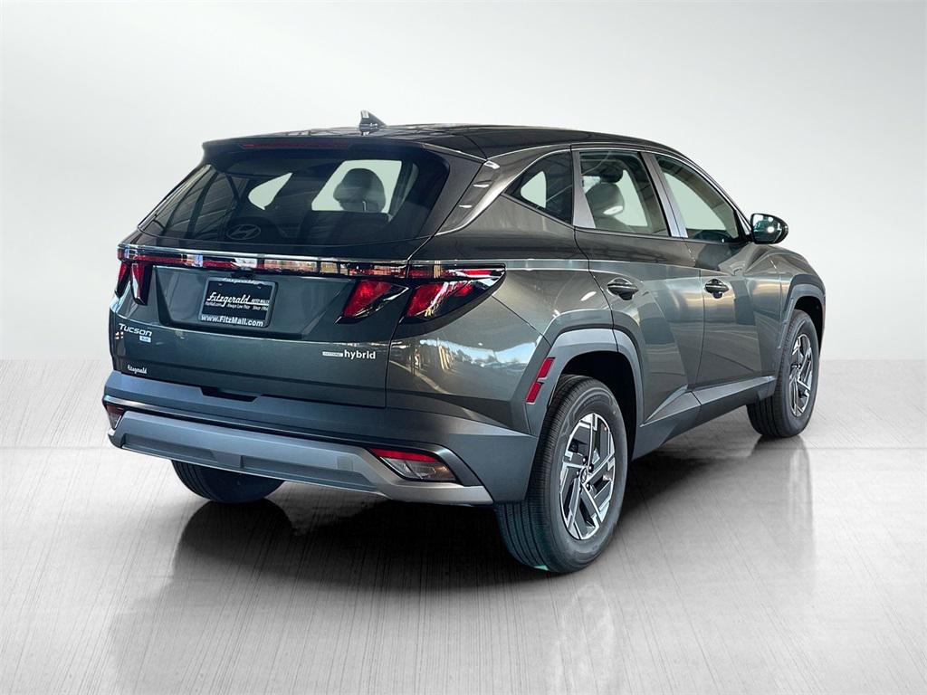 new 2026 Hyundai TUCSON Hybrid car, priced at $30,987