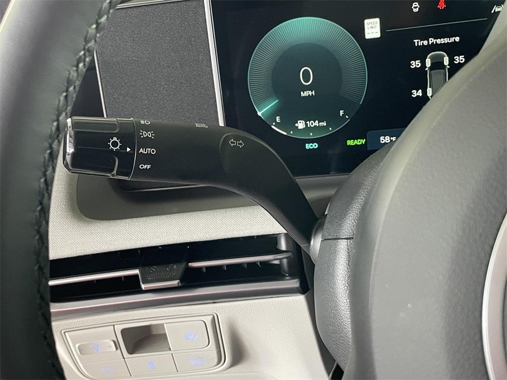 new 2026 Hyundai TUCSON Hybrid car, priced at $40,584