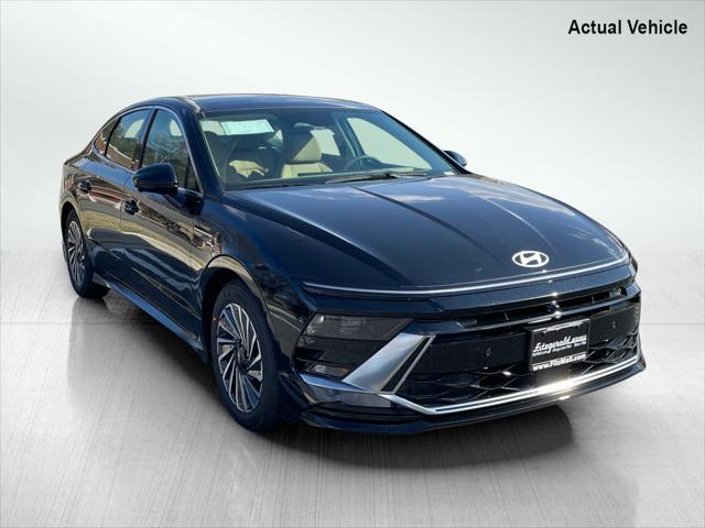 new 2025 Hyundai Sonata Hybrid car, priced at $38,940