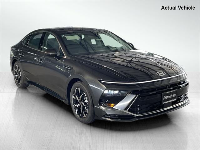 new 2024 Hyundai Sonata car, priced at $29,197