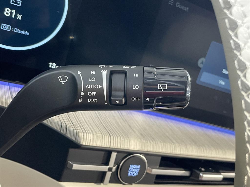 new 2025 Hyundai SANTA FE HEV car, priced at $46,934