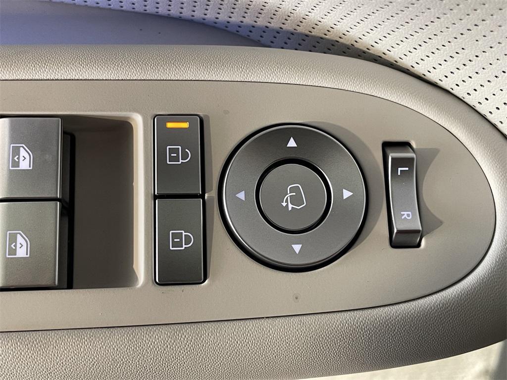 new 2026 Hyundai IONIQ 9 car, priced at $72,005