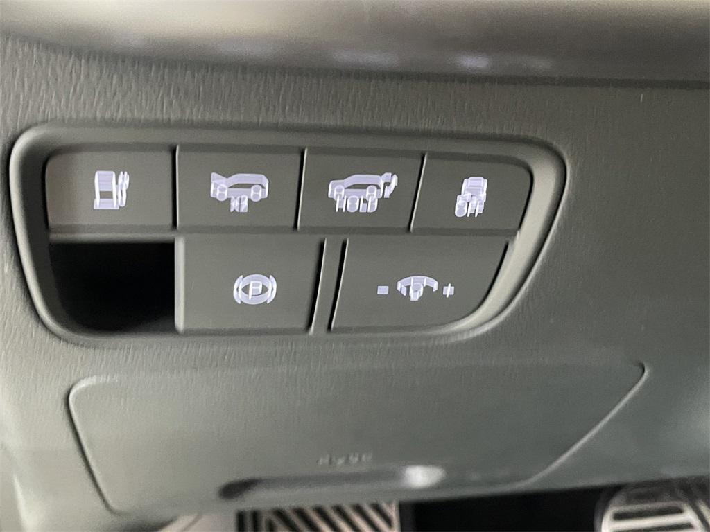 new 2026 Hyundai IONIQ 9 car, priced at $72,005