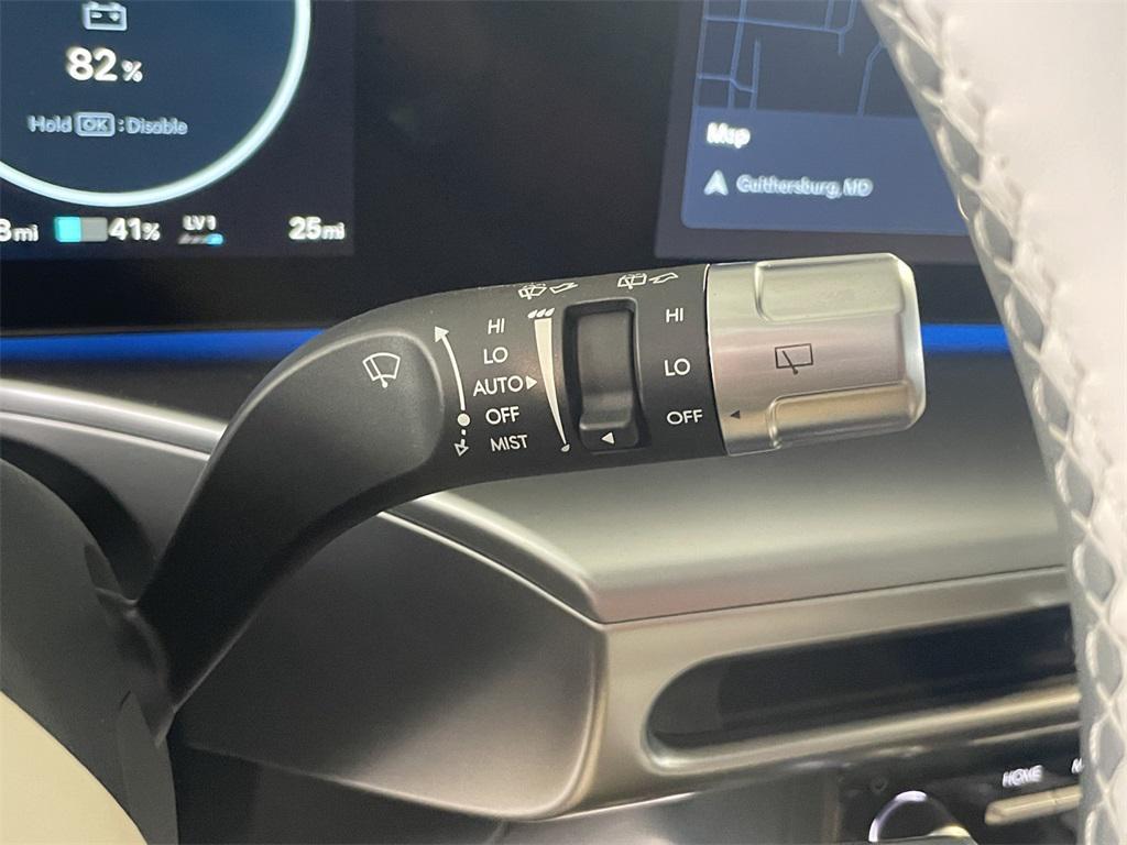 new 2026 Hyundai IONIQ 9 car, priced at $72,005