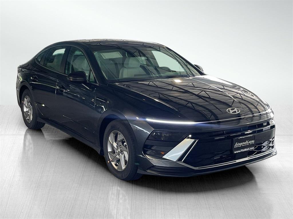 new 2025 Hyundai Sonata car, priced at $26,103