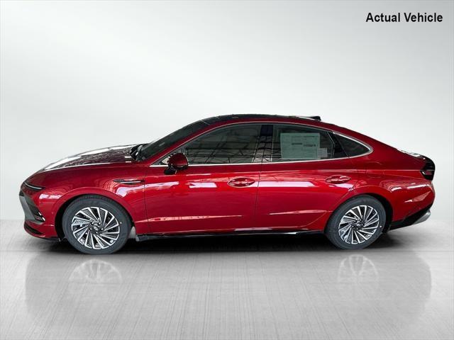 new 2025 Hyundai Sonata Hybrid car, priced at $37,930