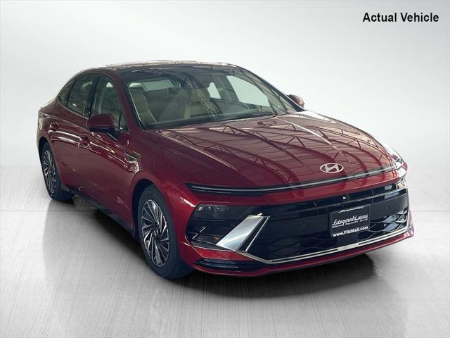 new 2025 Hyundai Sonata Hybrid car, priced at $37,930