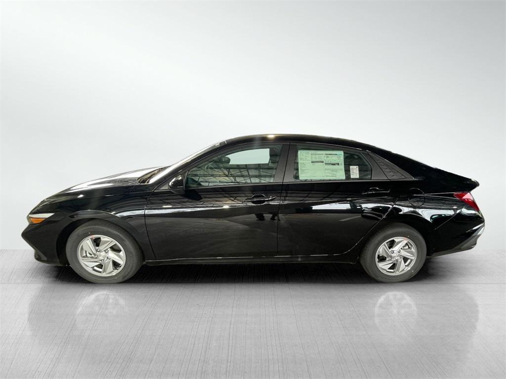 new 2025 Hyundai Elantra car, priced at $22,906